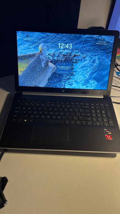 Laptop hp 15 cali Windows 11