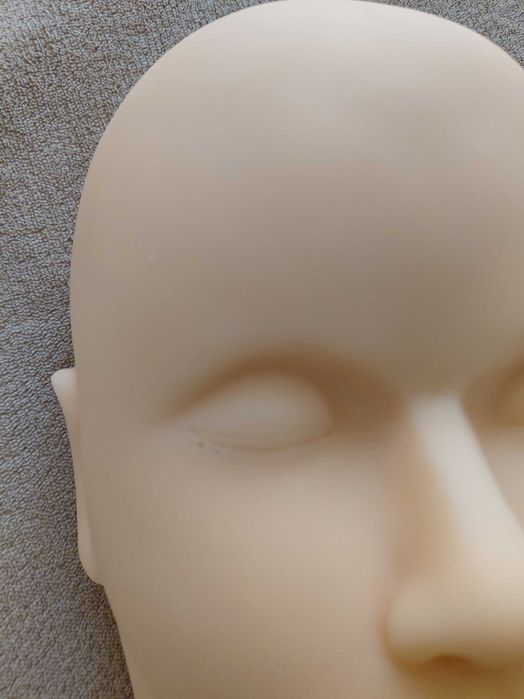 Cabeça de silicone para treino de pestanas
