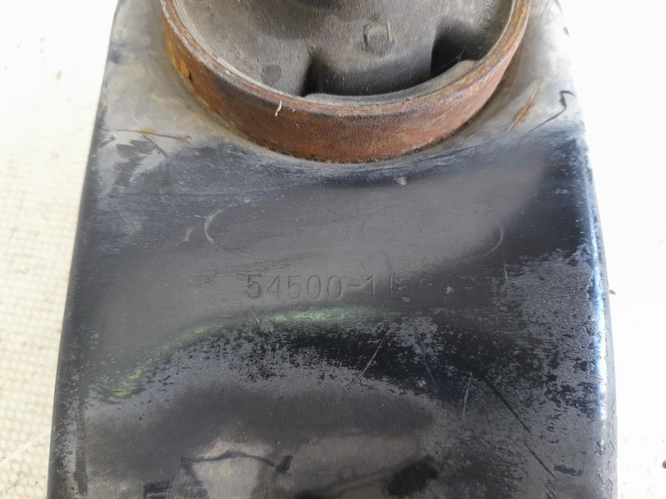 Braço de suspensão frente esquerdo HYUNDAI i20 (PB, PBT)