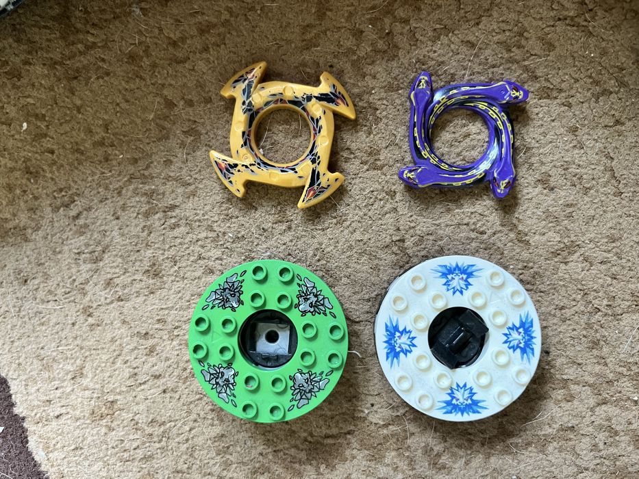 Продам много лего