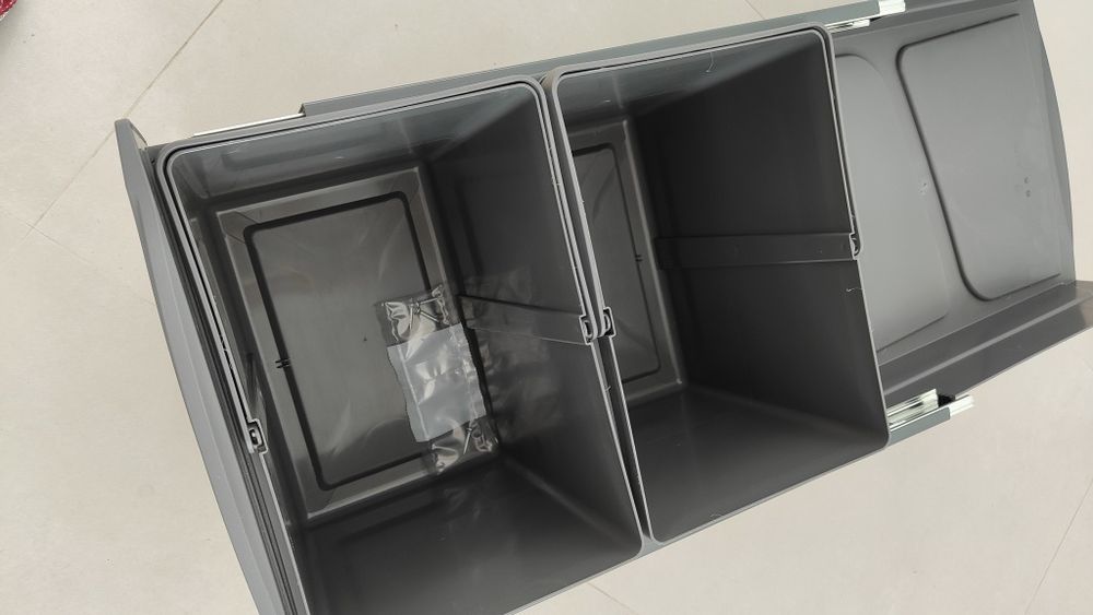 Caixa do lixo incastrar