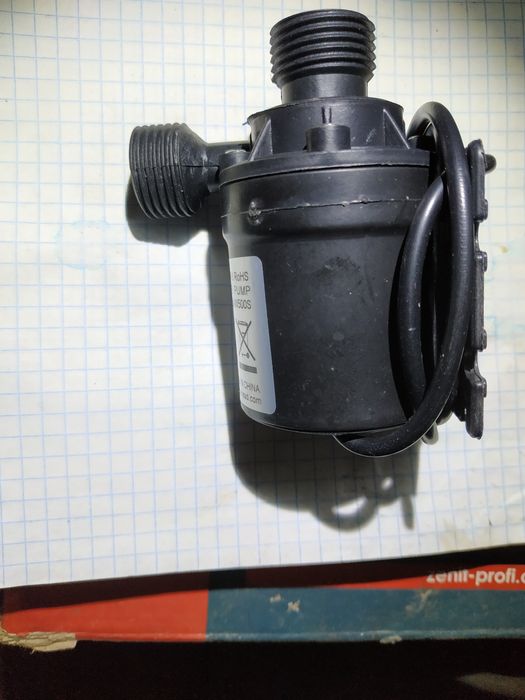 Насос водяной 12 в