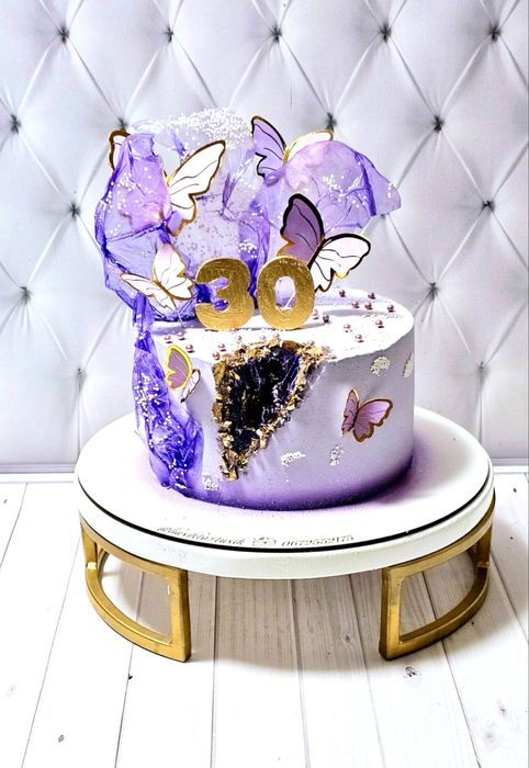 Торти на любе свято Харків