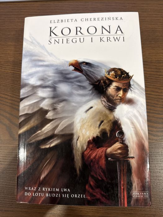 Korona sniegu i kreii - Elzbieta Cherezinska