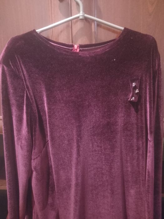 Велюрові сукні чорна, бордова