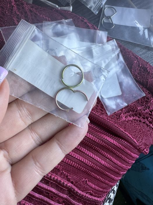 Пірсінг в ніс, губу, соски