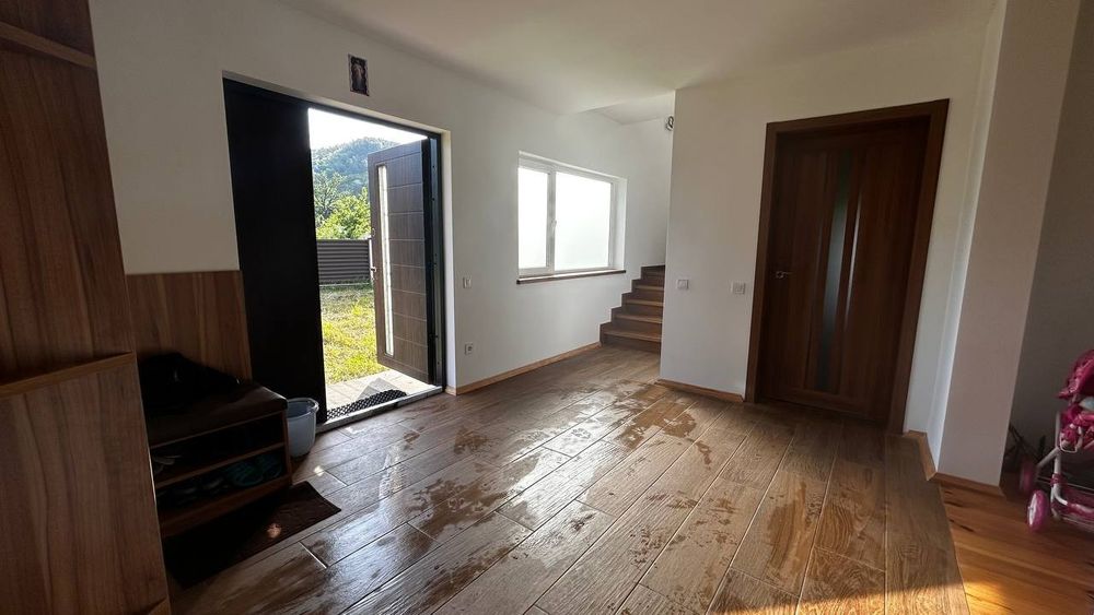 Оренда 3-кім. будинку, поруч з Крехівським монастирем