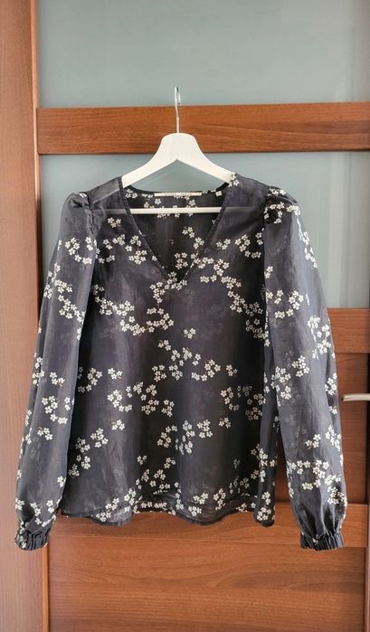 Bluzka w kwiaty, Second Female