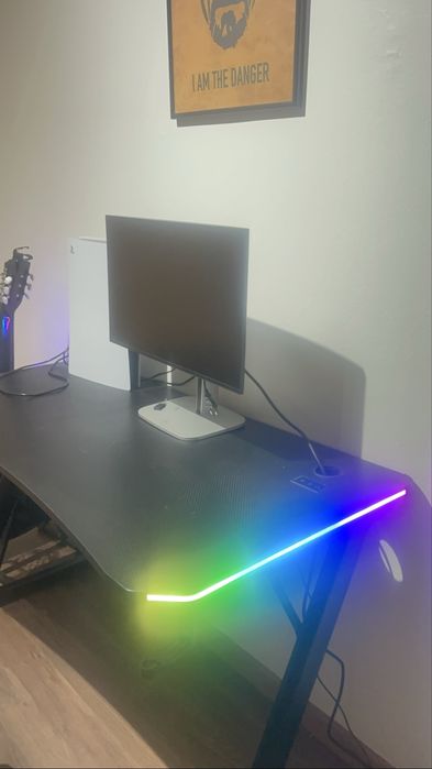 Mesa Gaming Rgb Trust Gxt 709 Luminus