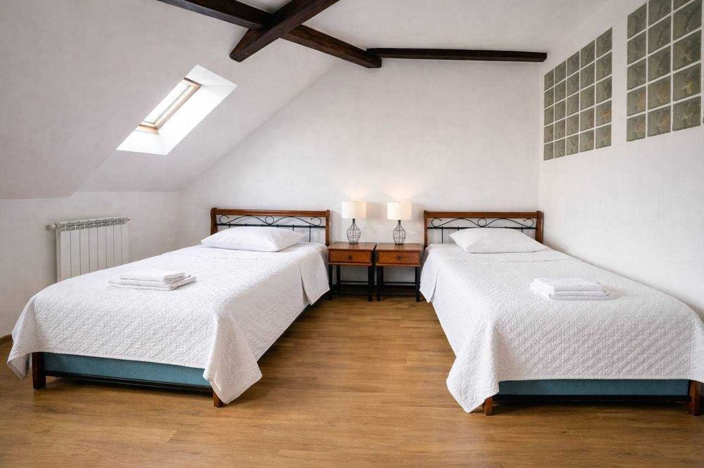 Hostel tanie noclegi dla firm kwatery pokój z łazienką. Хостел Варшава