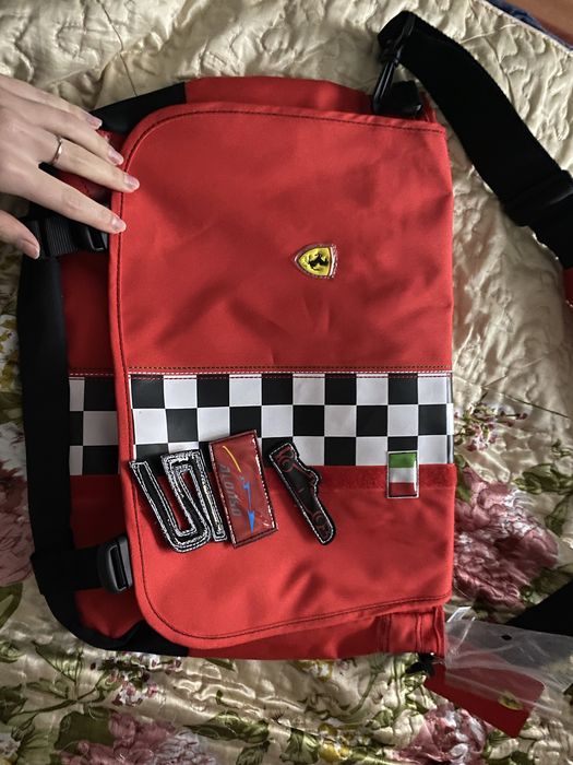 Сумка для ноутбука 17 ferrari