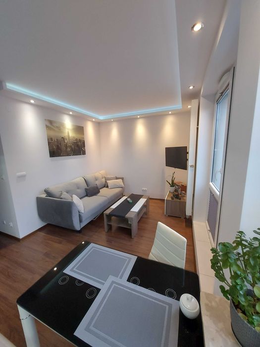 Mieszkanie 2 pokojowe, taras 65m2, 4 piętro, CZYŻYNY / bez prowizji