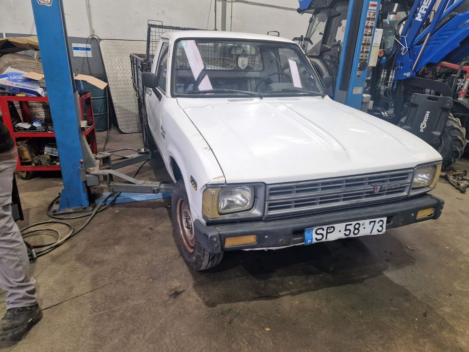 Toyota hilux 4x2