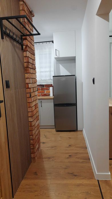 Wynajmę mieszkanie umeblowane po generalnym remoncie parter