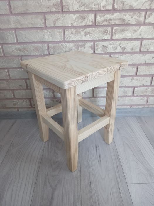 Табуретка кухонна