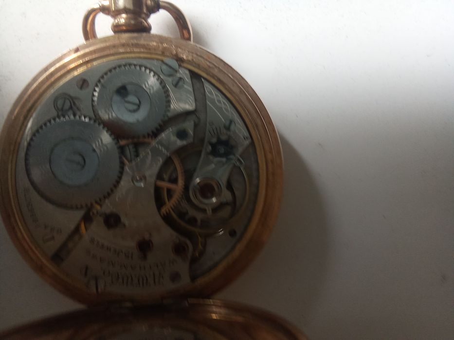 A M.Whaltam relógio bolso ouro!