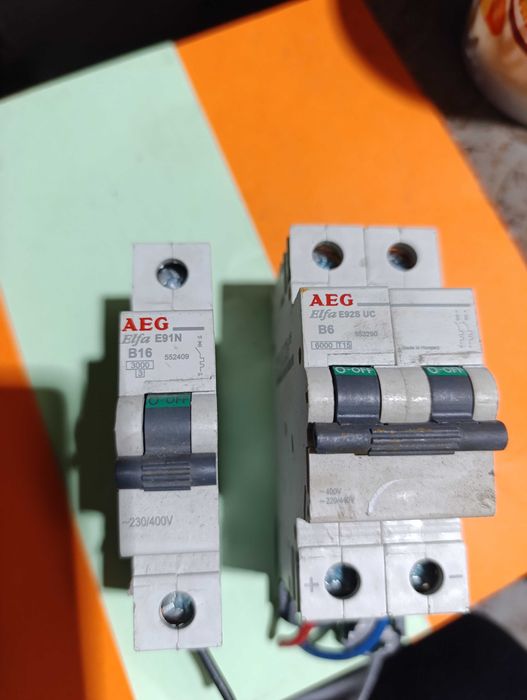 Рубильник (автомат) с предохранителем E91/32 (E92/32)