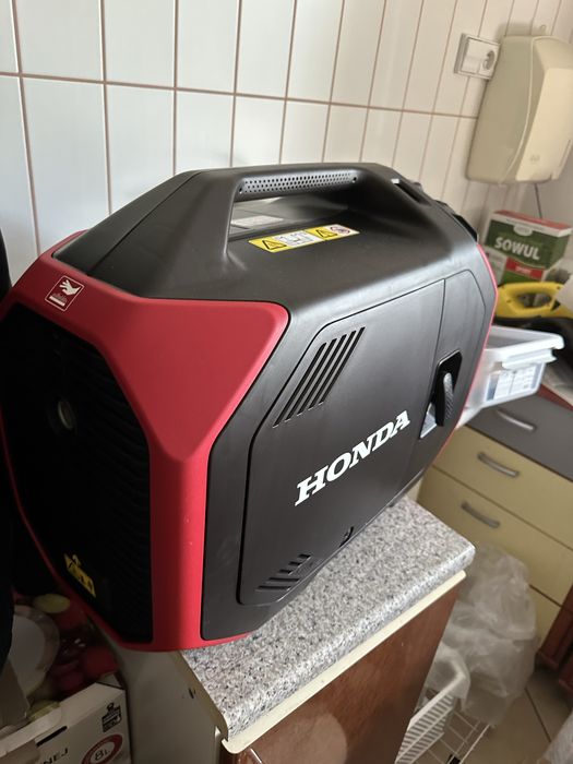 Honda EU32i agregat inwerterowy 3,2 kW – NOWY/NIEUŻYWANY, gwarancja