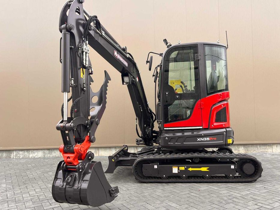 MINI GIRATORIA XN35 PRO RHINOCEROS MOTOR KUBOTA