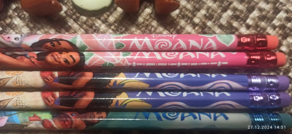 Олівці Моана від Disney