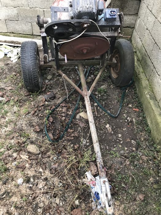 Бетонозмішувач (бетономішалка)