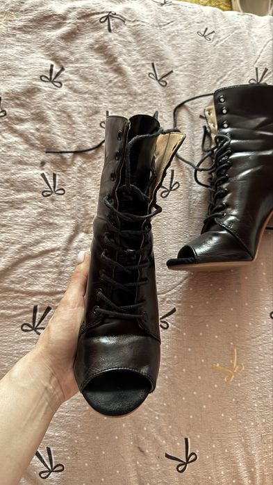 Підбори high heels