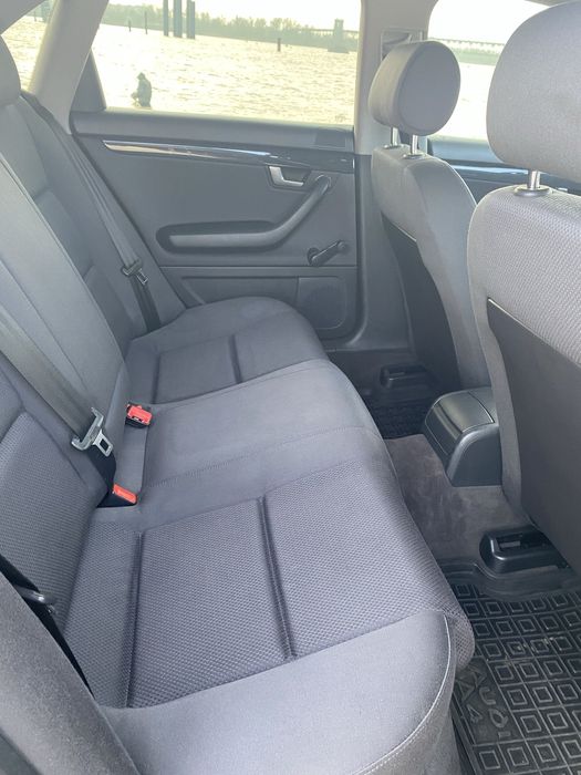 Продам ауді а4 б6 2003 рік