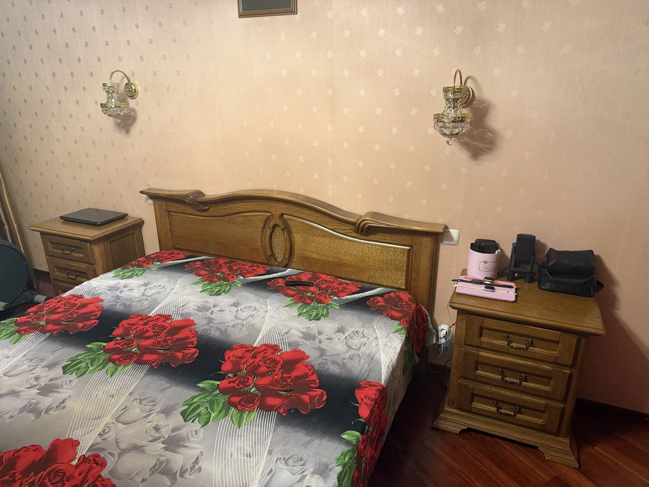 Продам люстры и прикроватные люстры (Чехия)