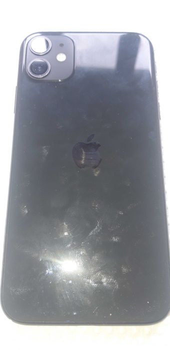iPhone 11 para reparação ou peças ler discrição.