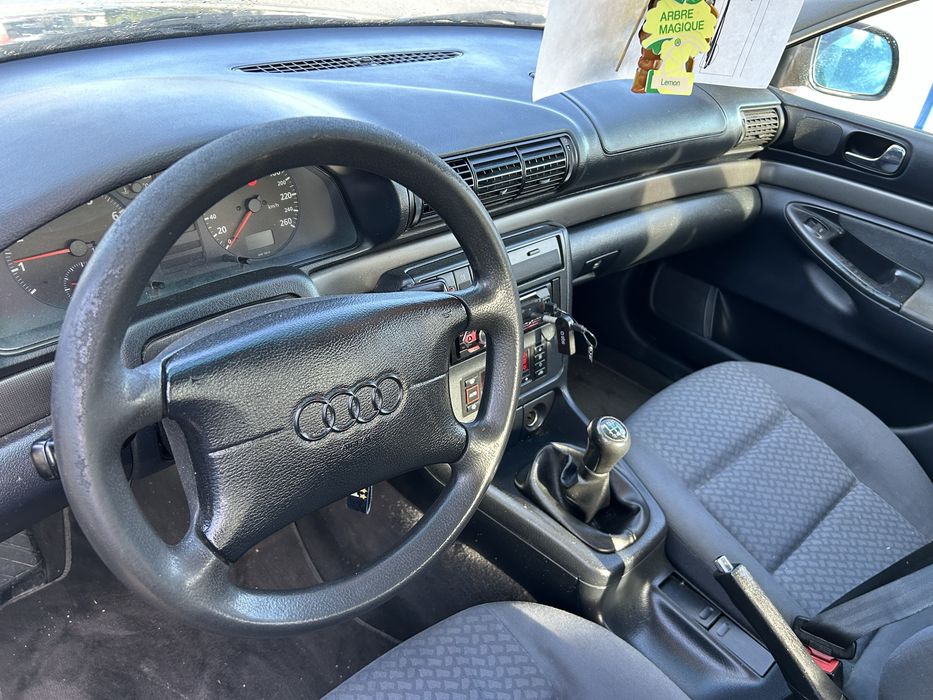 Audi A4 B5 102 CV 1.6 foto 4