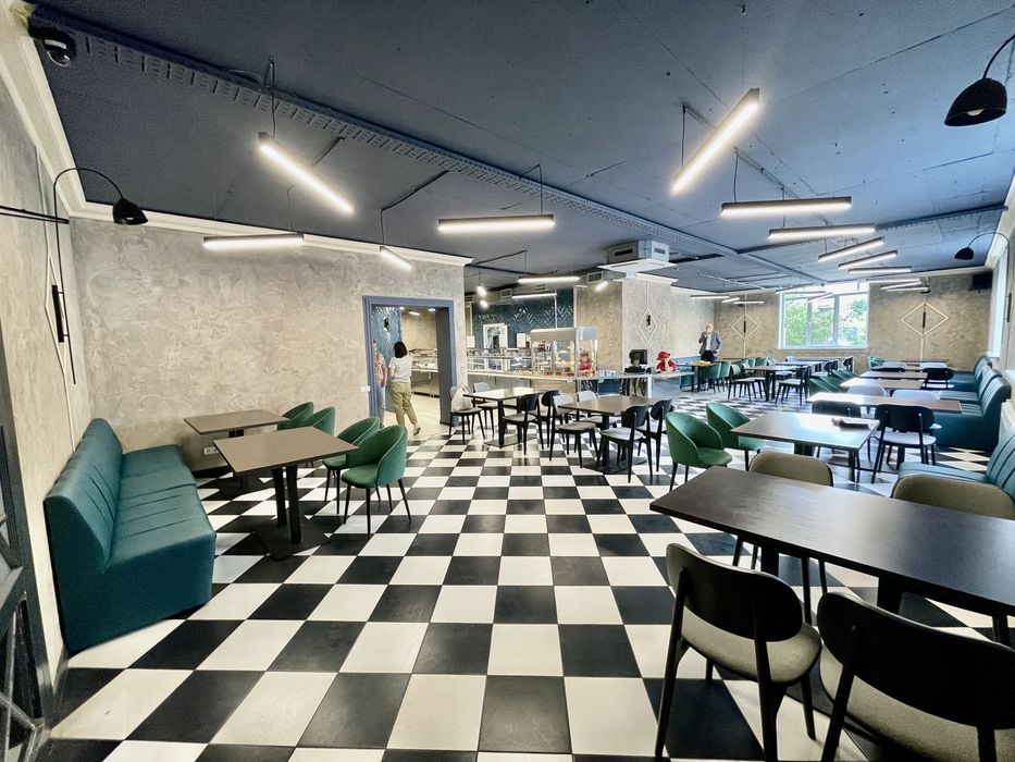 Оренда 185 м2. пiд ресторан, кафе, пiцерiю бiля пл.Космонавтiв