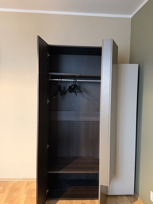 Nowoczesna szafa VOX hifi z lustrem