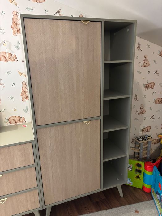 Szafa / Regał w stylu skandynawskim Grove RG80 Eukaliptus / Jodełka