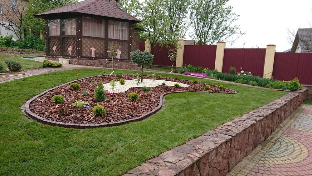 Ландшафтний дизайн газони