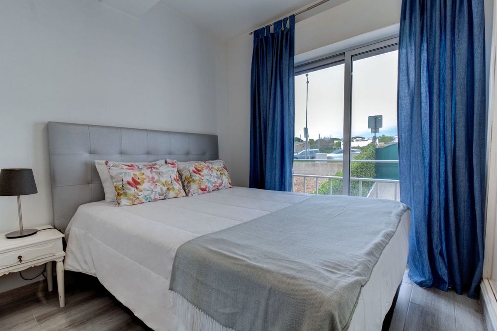 Apartamento T1 em Quarteira disponivel até ao final de Junho