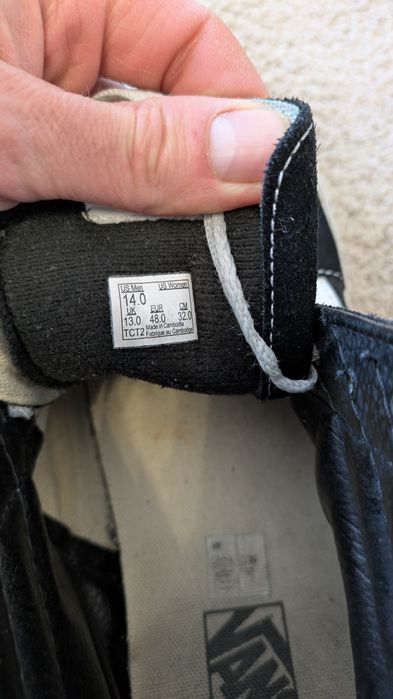 Sneakersy Vans Black rozmiar 48/32.