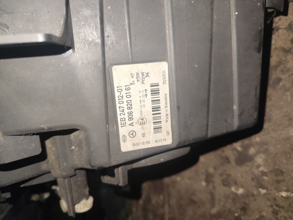 Mercedes Sprinter 906 W906 /06-12 lampa prawa lewa błotnik przód grill