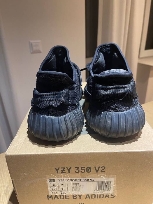 adidas Yeezy boost 350 v2 Onyx 41 black white carbon