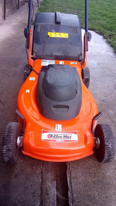 Газонокосарка професійна електрична сталевим корпусом Oleo-Mac G 48 PE