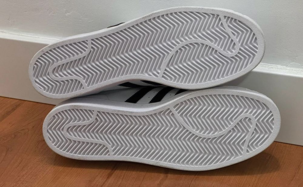 Adidas Superstar