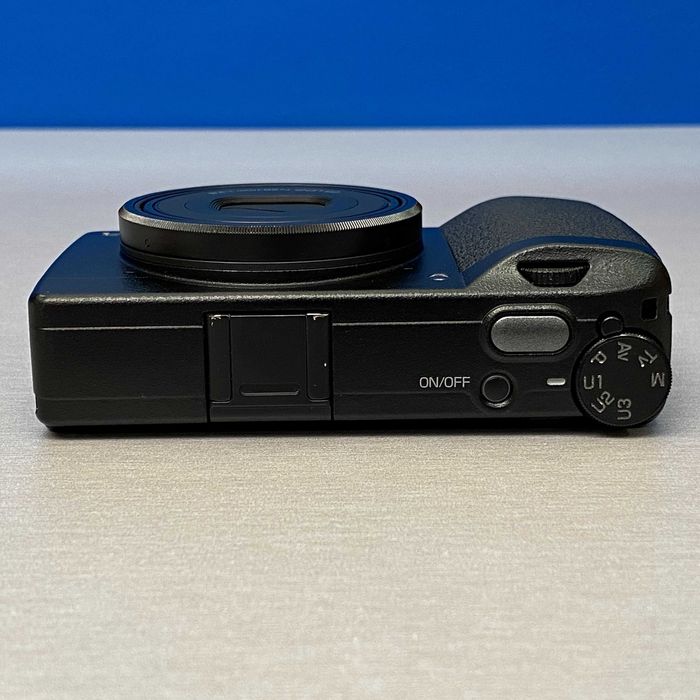 RICOH GR IIIx HDF (24.2MP)