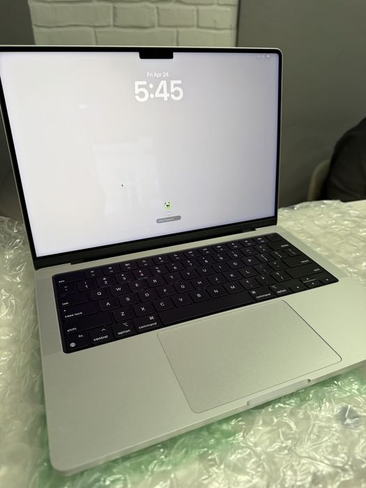 Macbook Pro 14’ M4 16/512gb silver + гарантія