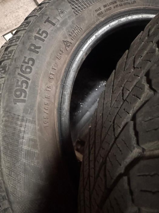 Продам б/у резину 195/65/R15
