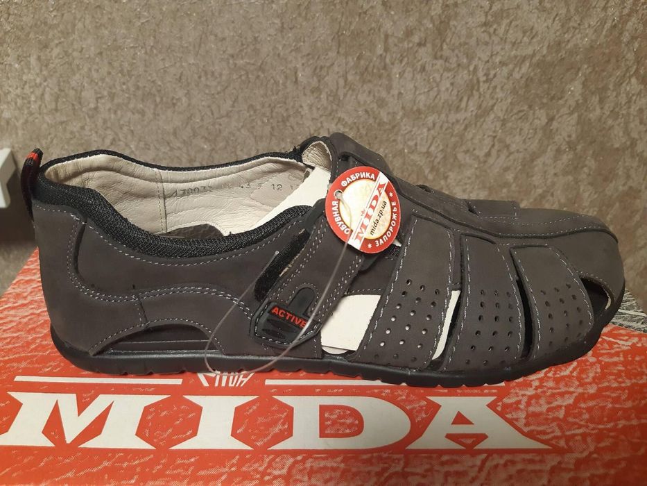 Продам сандали кожанные