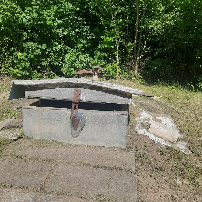 Продам    капітальний  погріб.
