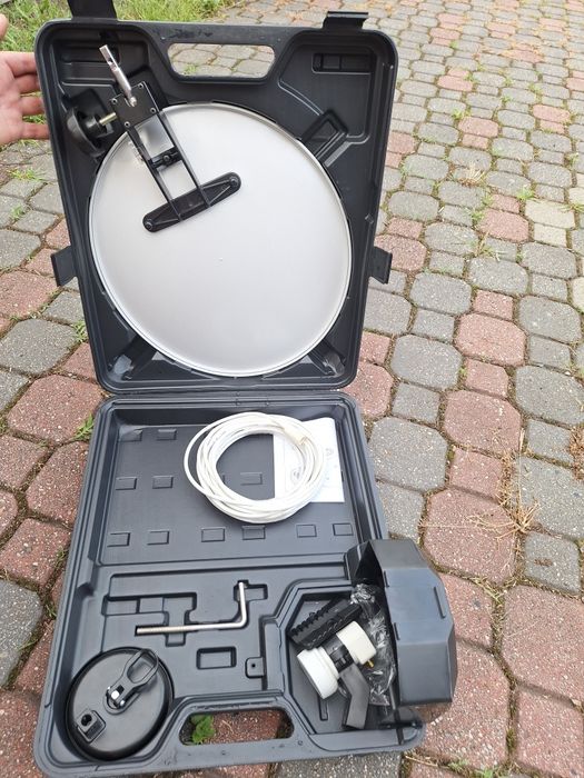 Nowa antena satelitarna turystyczna mobilna