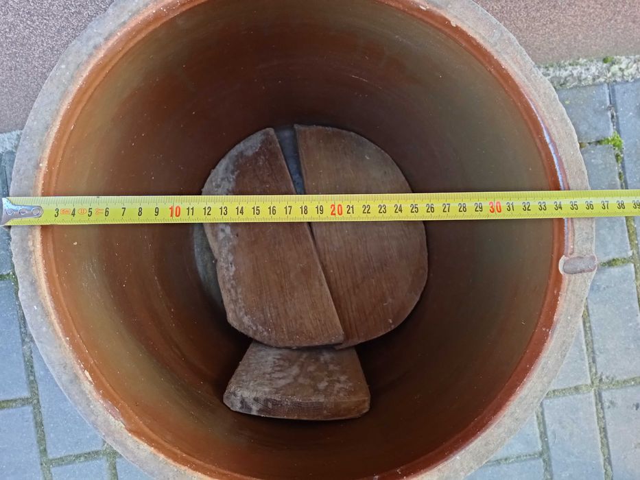 Stare naczynia gliniane