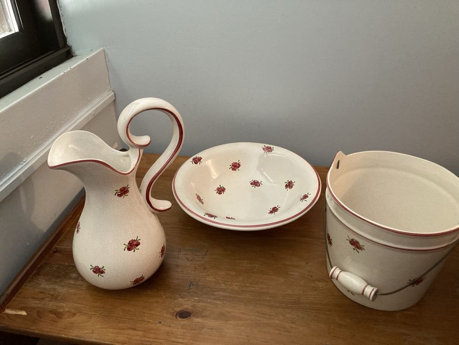 Lavatório antigo para decoração