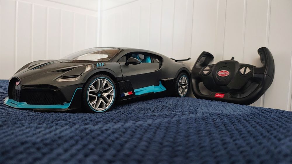 Bugatti Divo marki Rastar