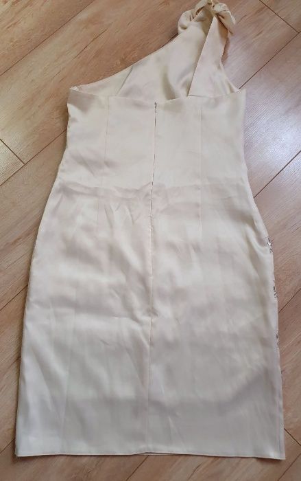 Elegancka sukienka UMIKS